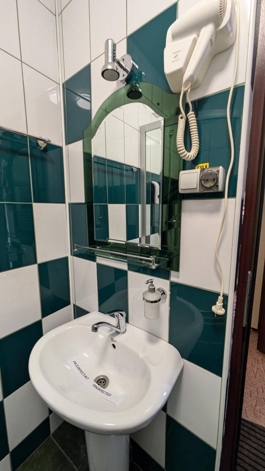 Motel Don Tomaso Vaslui Eksteriør bilde