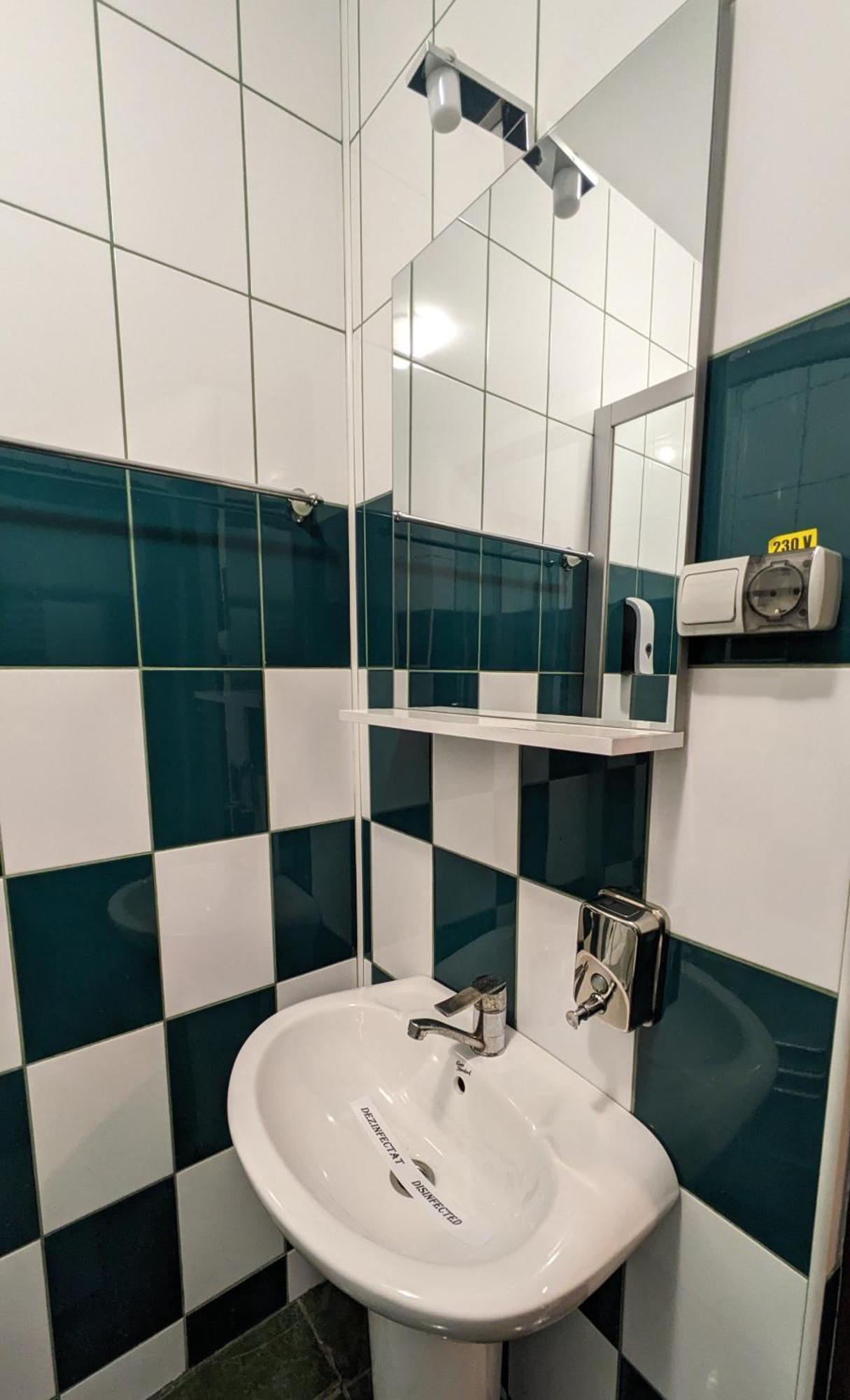 Motel Don Tomaso Vaslui Eksteriør bilde