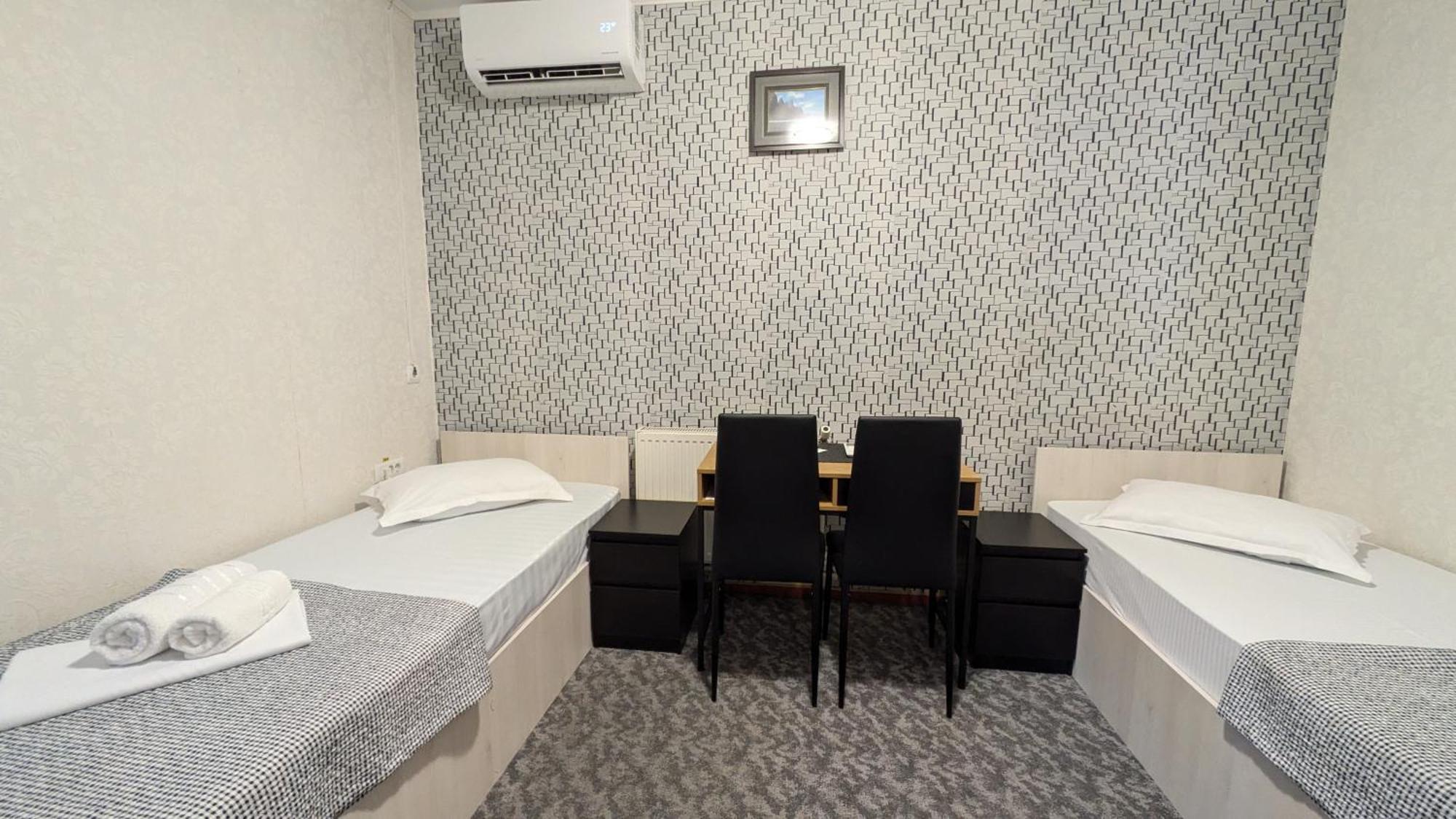 Motel Don Tomaso Vaslui Eksteriør bilde